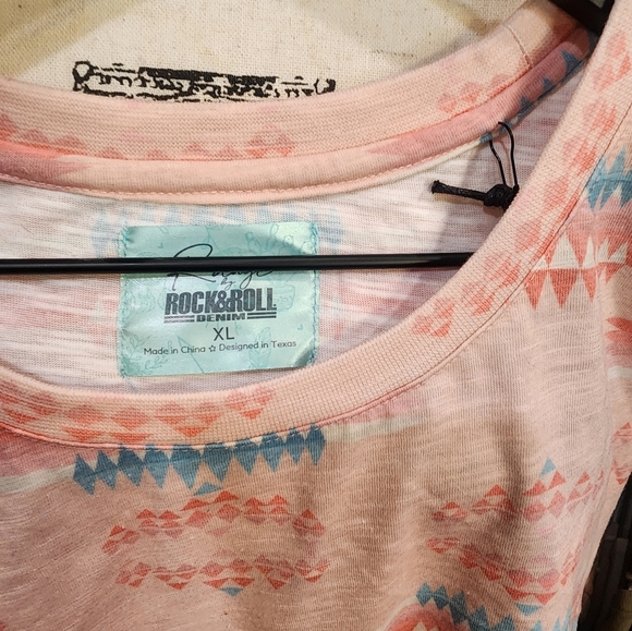 Aztec tank - Picture 2 of 4